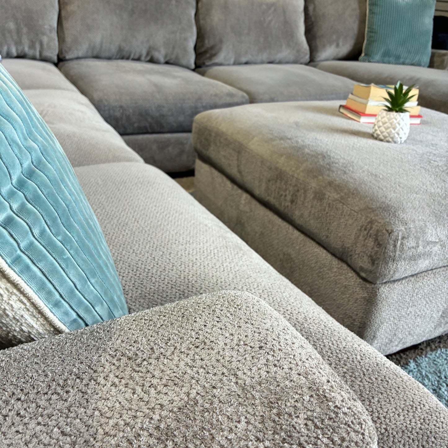 Gray Chaise Sectional & Storage Ottoman