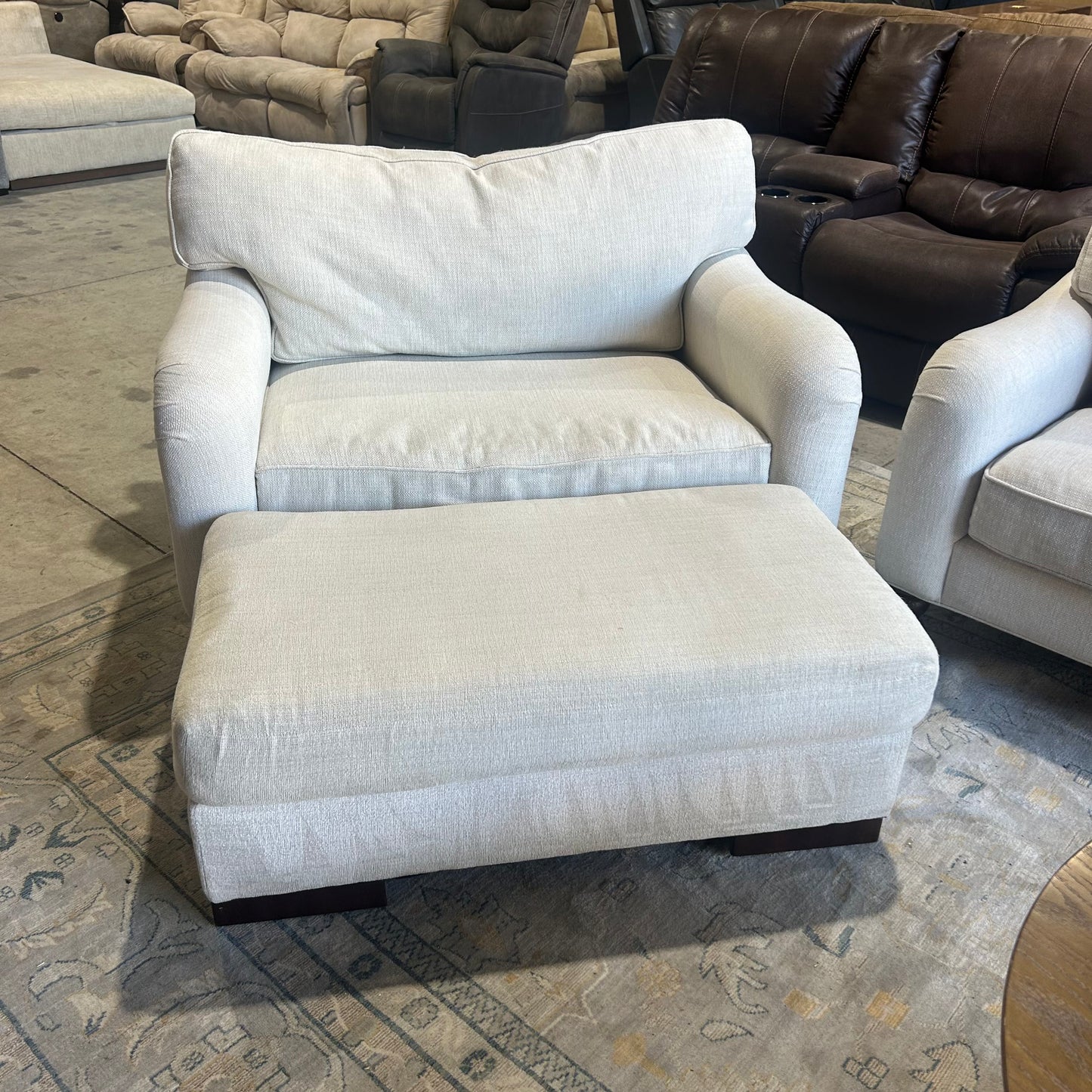 Cream Sofa Set
