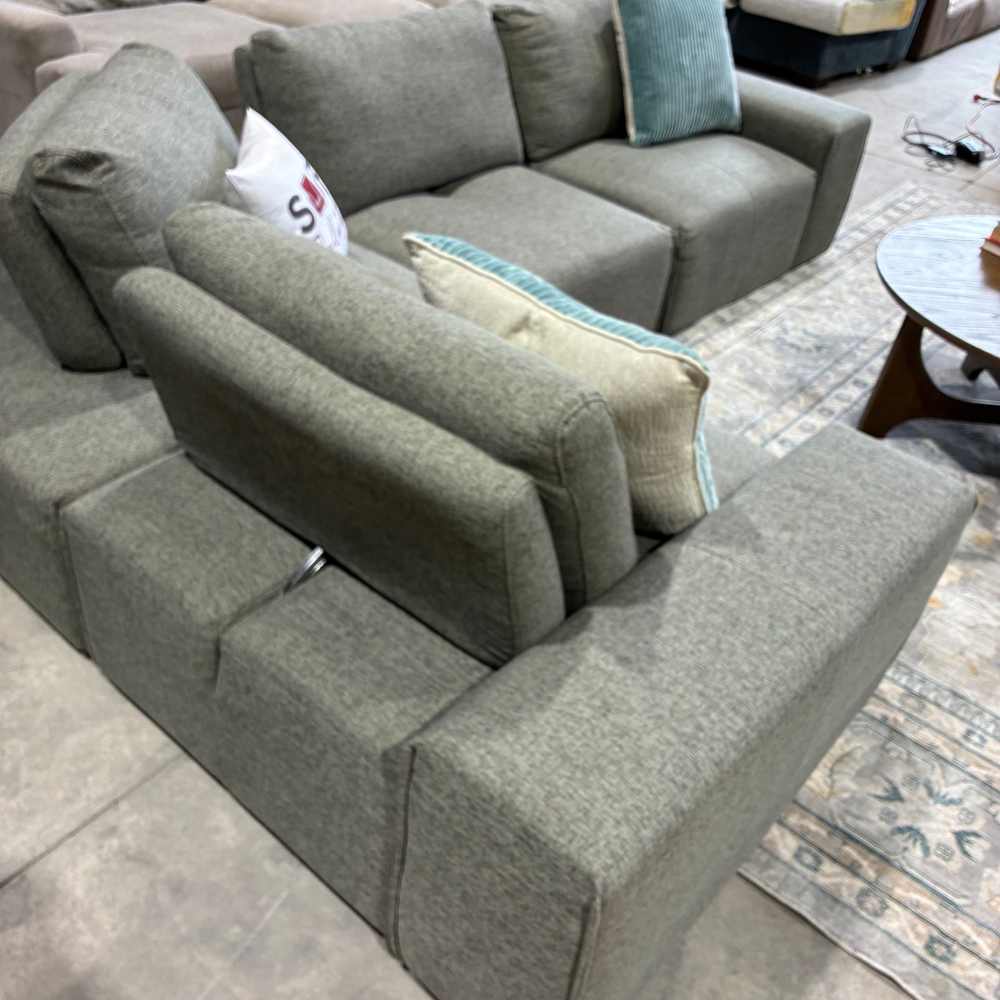 Adjustable Back 4-Piece Sectional
