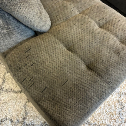 Gray L Sectional & Storage Ottoman
