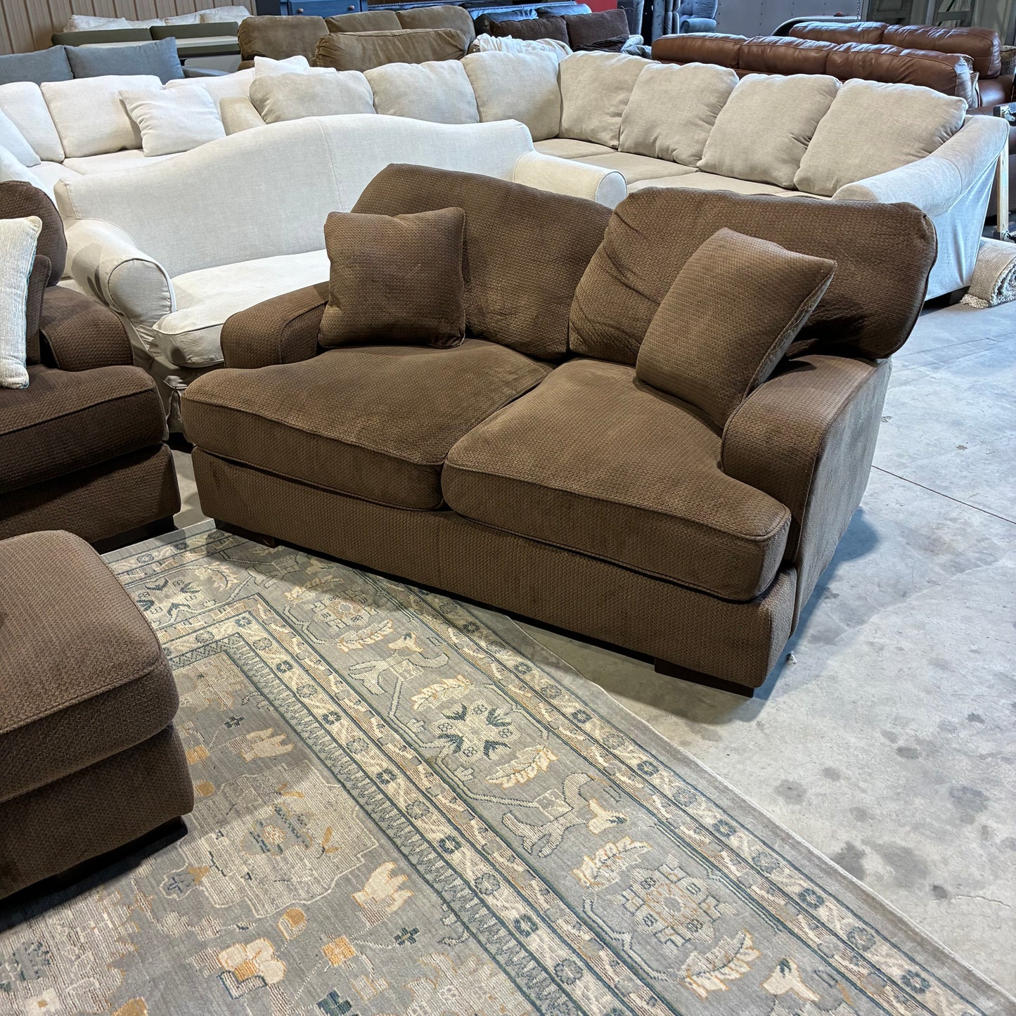 Brown Living Room Dogs Set