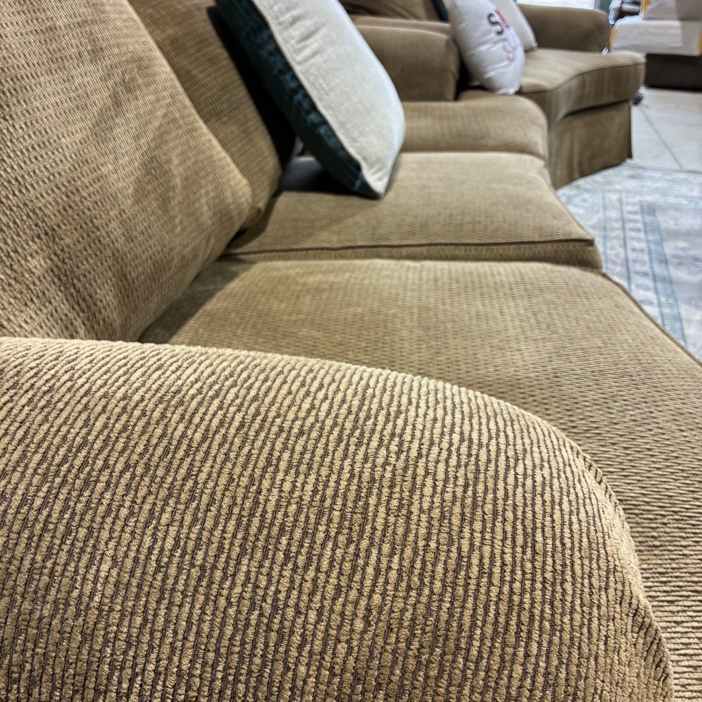 Sofa Set from Broyhill