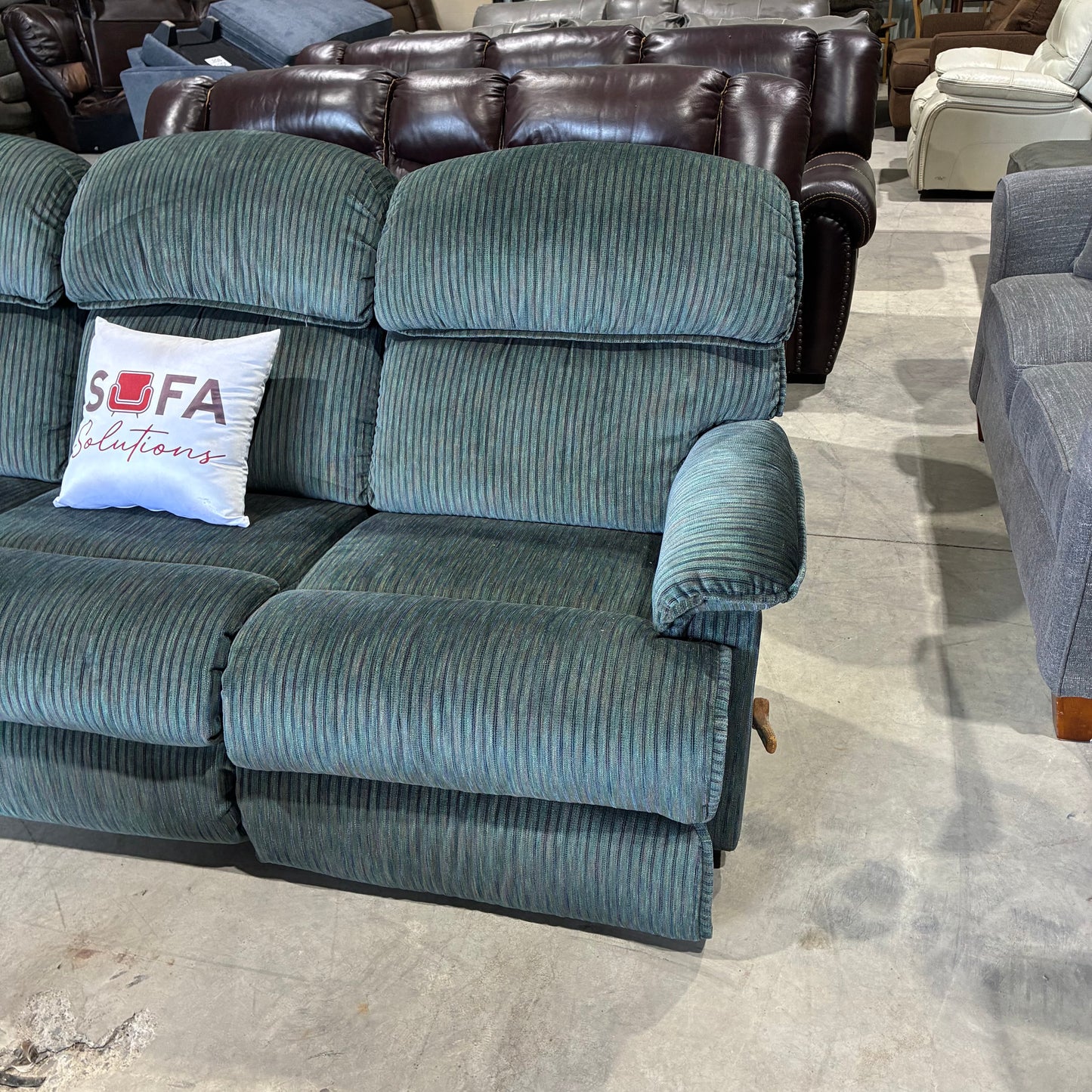 La-Z-Boy Reclining Sofa